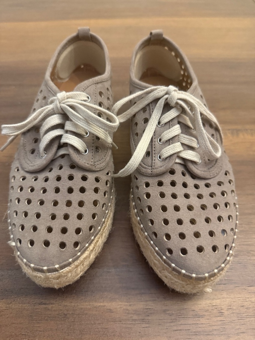 Indigo rd. Neutral Tan Perforated Insole Shoe NWOT
